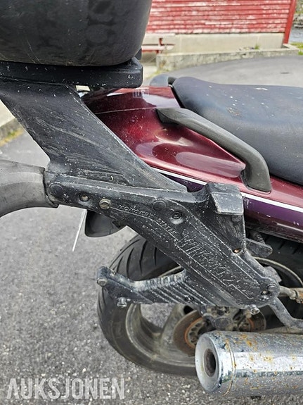 Yamaha XJ 600 Diversion 22 of 24