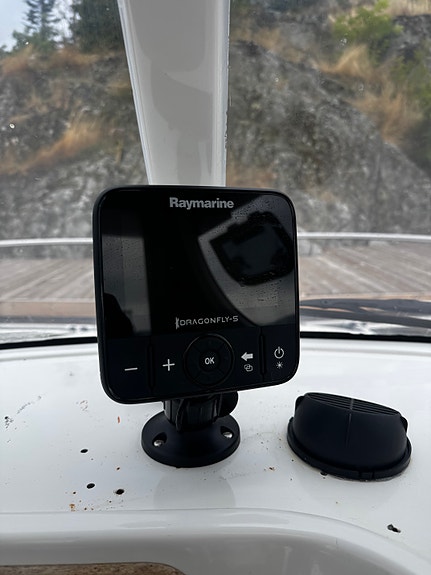 Quicksilver 630 Pilothouse 8 of 10