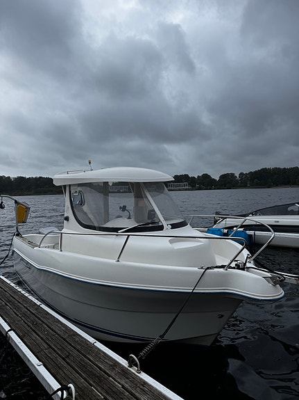 Quicksilver 630 Pilothouse 4 of 10