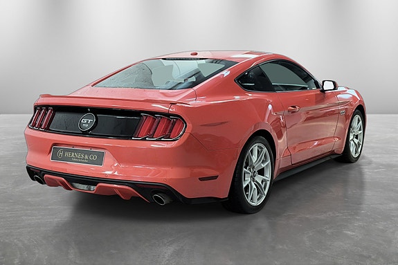 Ford Mustang 7 of 30
