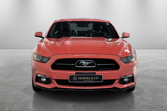 Ford Mustang 4 of 30