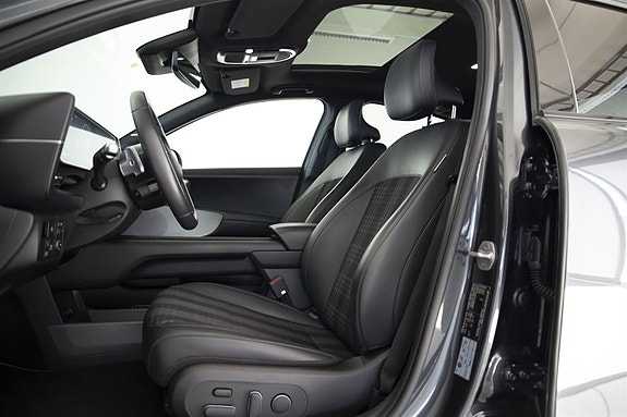 Hyundai Ioniq 6 10 of 30