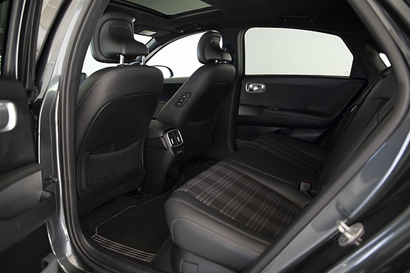 Hyundai Ioniq 6 21 of 30