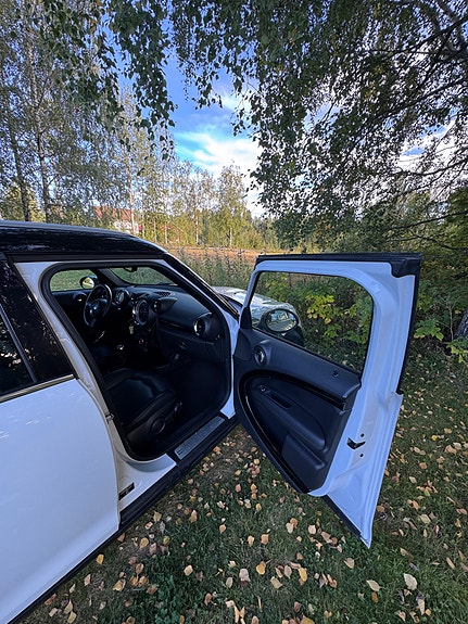 MINI Countryman Cooper SD 20 of 22