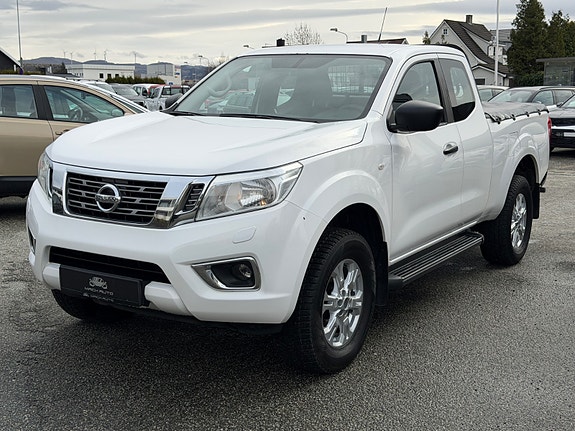 Nissan Navara 3 of 16