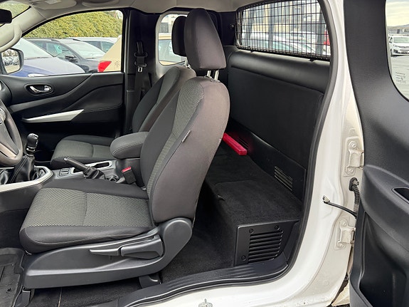 Nissan Navara 9 of 16