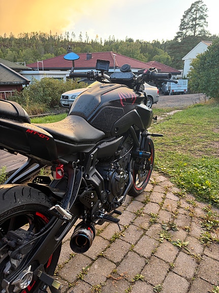 Yamaha MT-07 A2 3 of 6