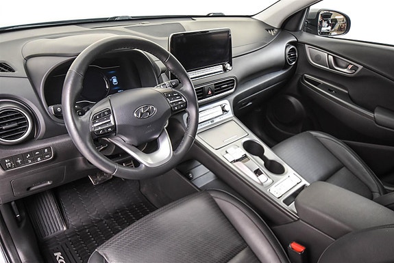 Hyundai Kona 12 of 30