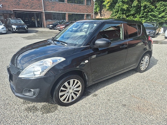 Suzuki Swift 2 of 9