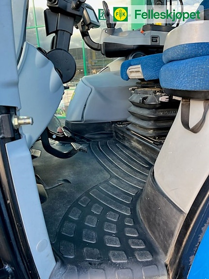 New Holland T7.185 10 of 17