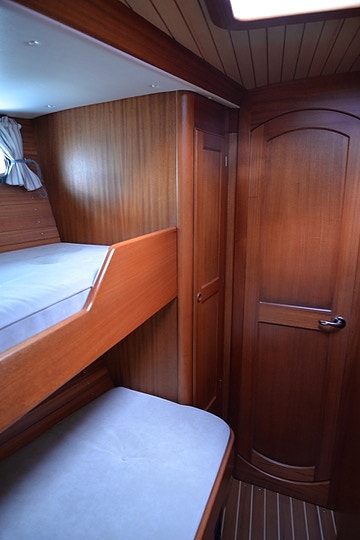 Flott velholdt dekksalong yacht 27 of 30