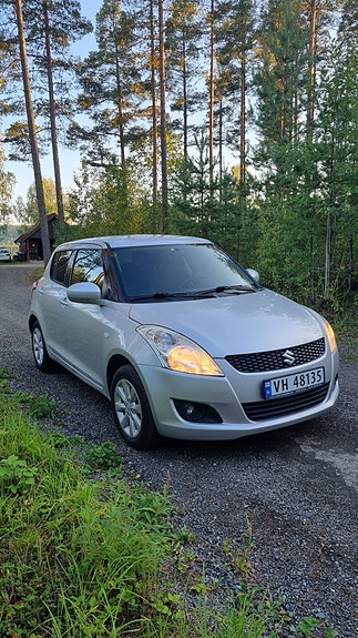 Suzuki Swift 12 of 30