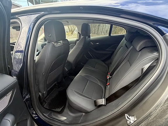 Jaguar I-PACE 19 of 19