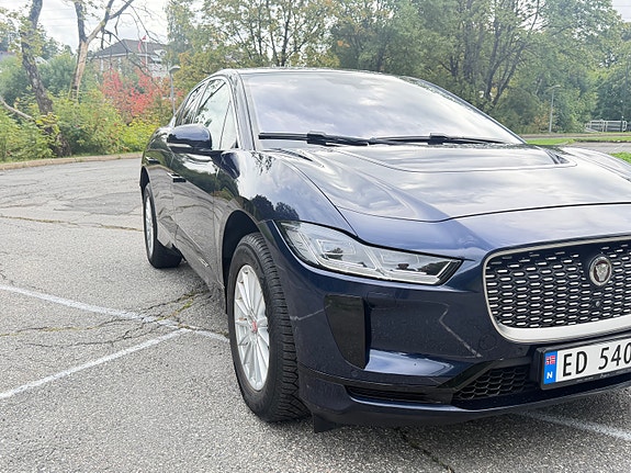 Jaguar I-PACE 4 of 19