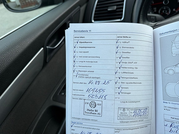 Volkswagen Sharan 27 of 27