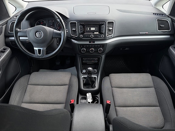 Volkswagen Sharan 13 of 27