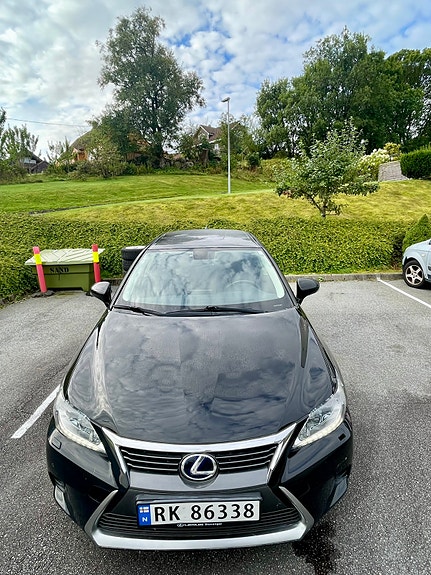 Lexus CT200h 5 of 30