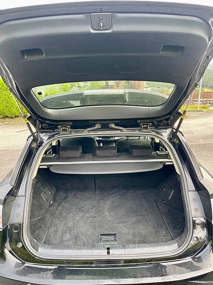 Lexus CT200h 13 of 30