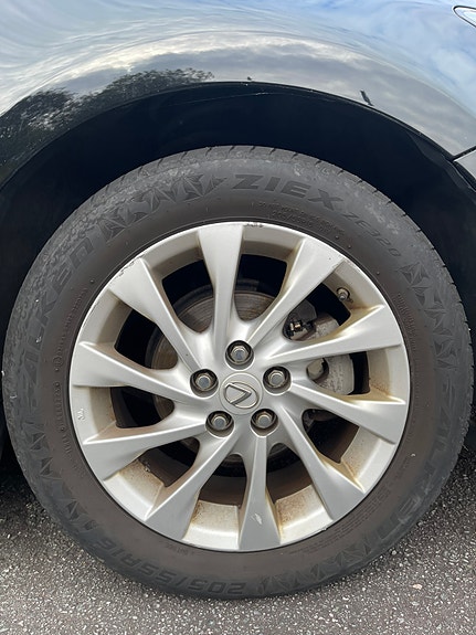 Lexus CT200h 11 of 30