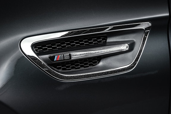BMW M5 6 of 30