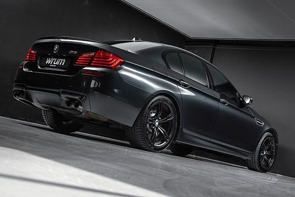 BMW M5 13 of 30