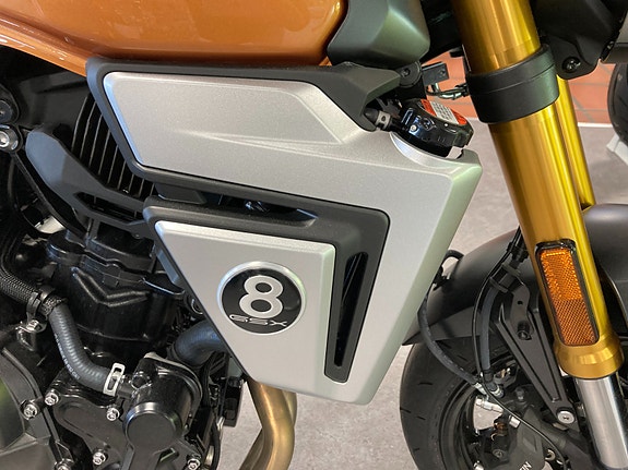Suzuki GSX-8T Spar 15 000kr på utstillingsmodell 6 of 30