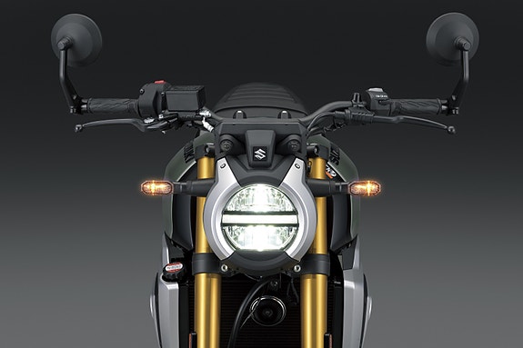 Suzuki GSX-8T Spar 15 000kr på utstillingsmodell 24 of 30