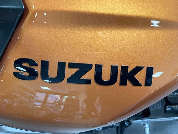 Suzuki GSX-8T Spar 15 000kr på utstillingsmodell 19 of 30