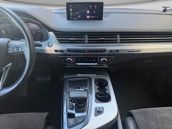 Audi Q7 13 of 23