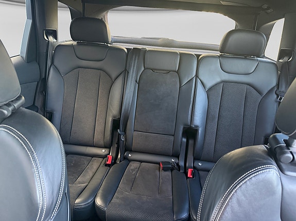 Audi Q7 17 of 23