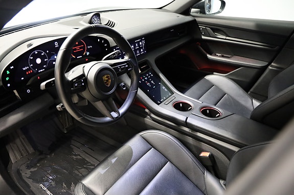 Porsche Taycan 4 6 of 12