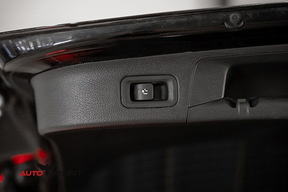 Mercedes-Benz EQA250 13 of 30