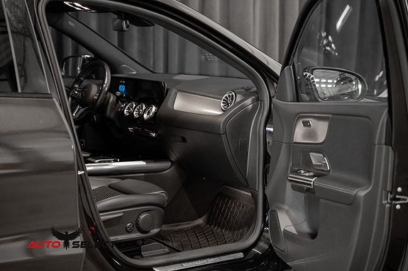 Mercedes-Benz EQA250 20 of 30