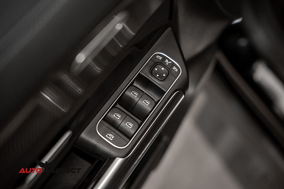 Mercedes-Benz EQA250 25 of 30