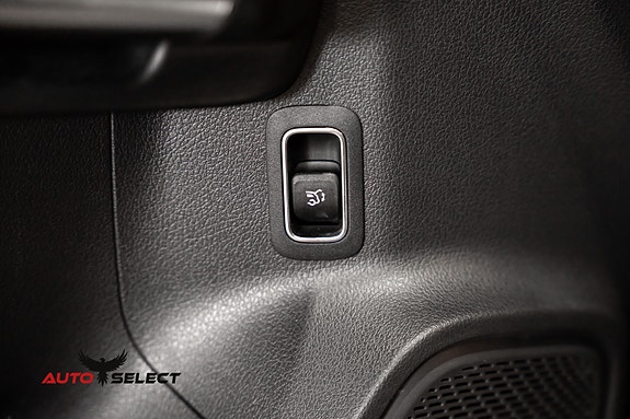 Mercedes-Benz EQA250 26 of 30