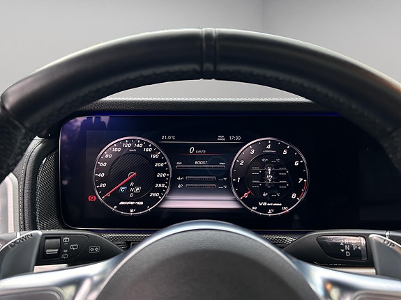 Mercedes-Benz G63 12 of 25