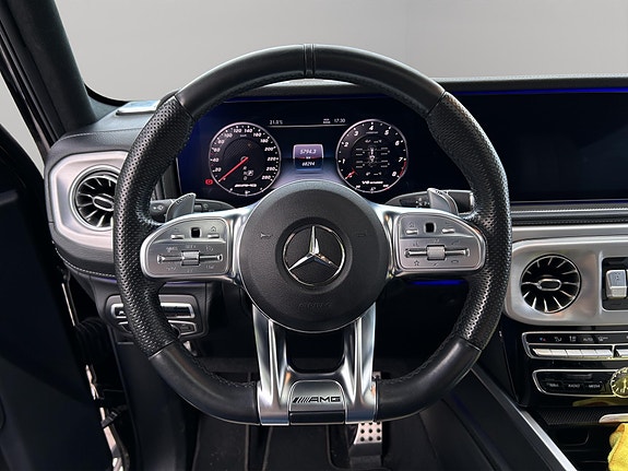 Mercedes-Benz G63 11 of 25