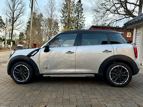 MINI Countryman Cooper D 7 of 30