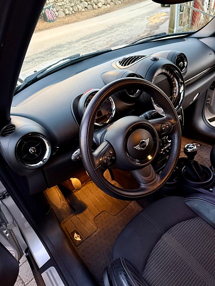 MINI Countryman Cooper D 30 of 30