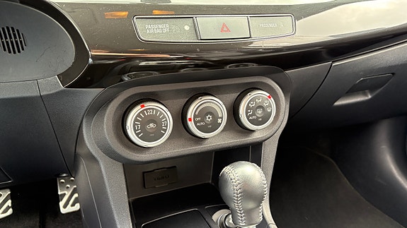 Mitsubishi Lancer 28 of 30