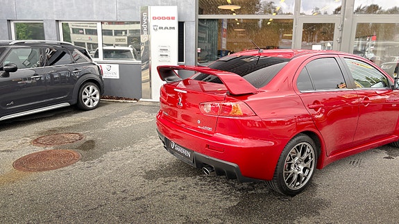 Mitsubishi Lancer 12 of 30