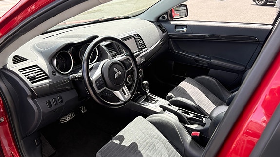 Mitsubishi Lancer 17 of 30