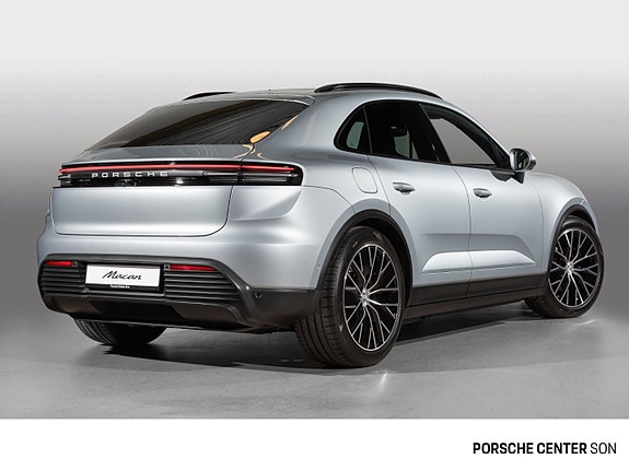 Porsche Macan 3 of 30