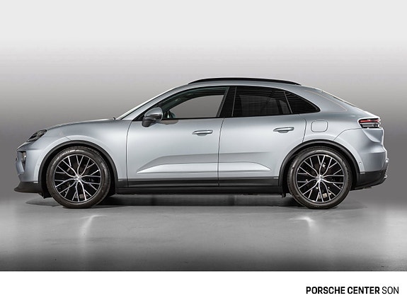 Porsche Macan 2 of 30