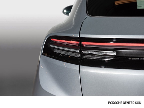 Porsche Macan 19 of 30