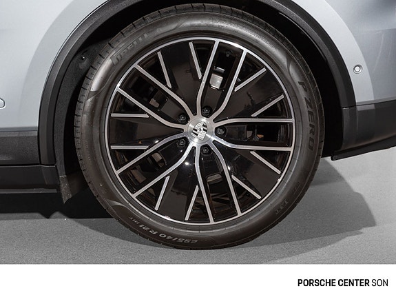 Porsche Macan 11 of 30
