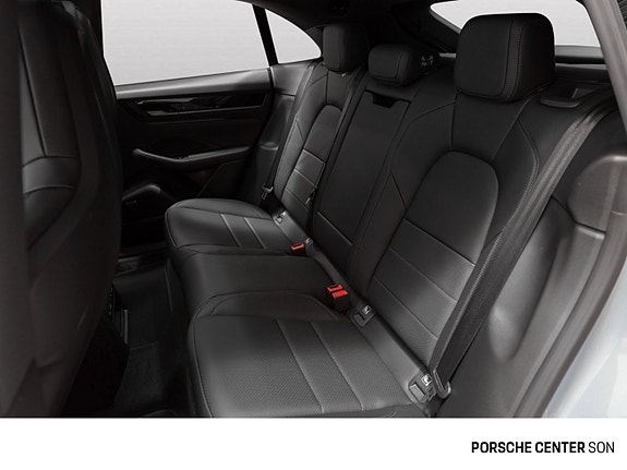 Porsche Macan 6 of 30