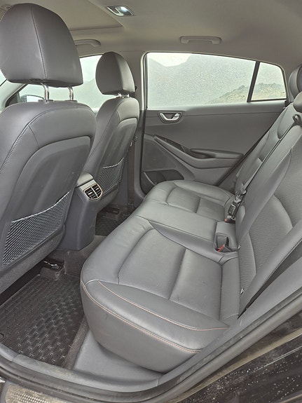 Hyundai IONIQ 9 of 17