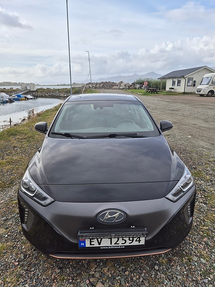 Hyundai IONIQ 6 of 17