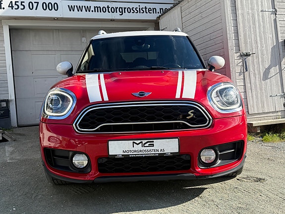 MINI Countryman Cooper SE 2 of 29